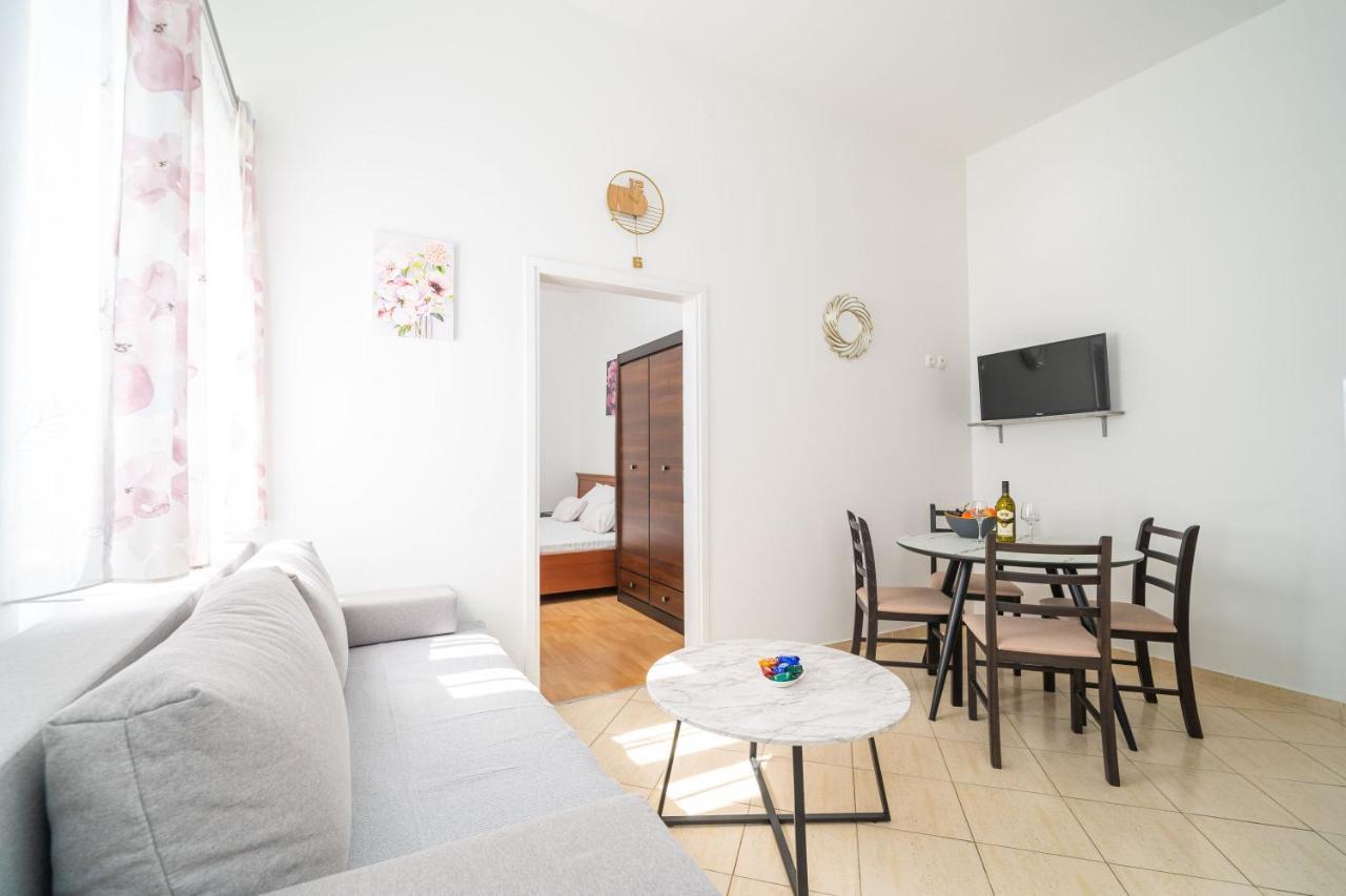 Kairos Holidays Apartmán *
